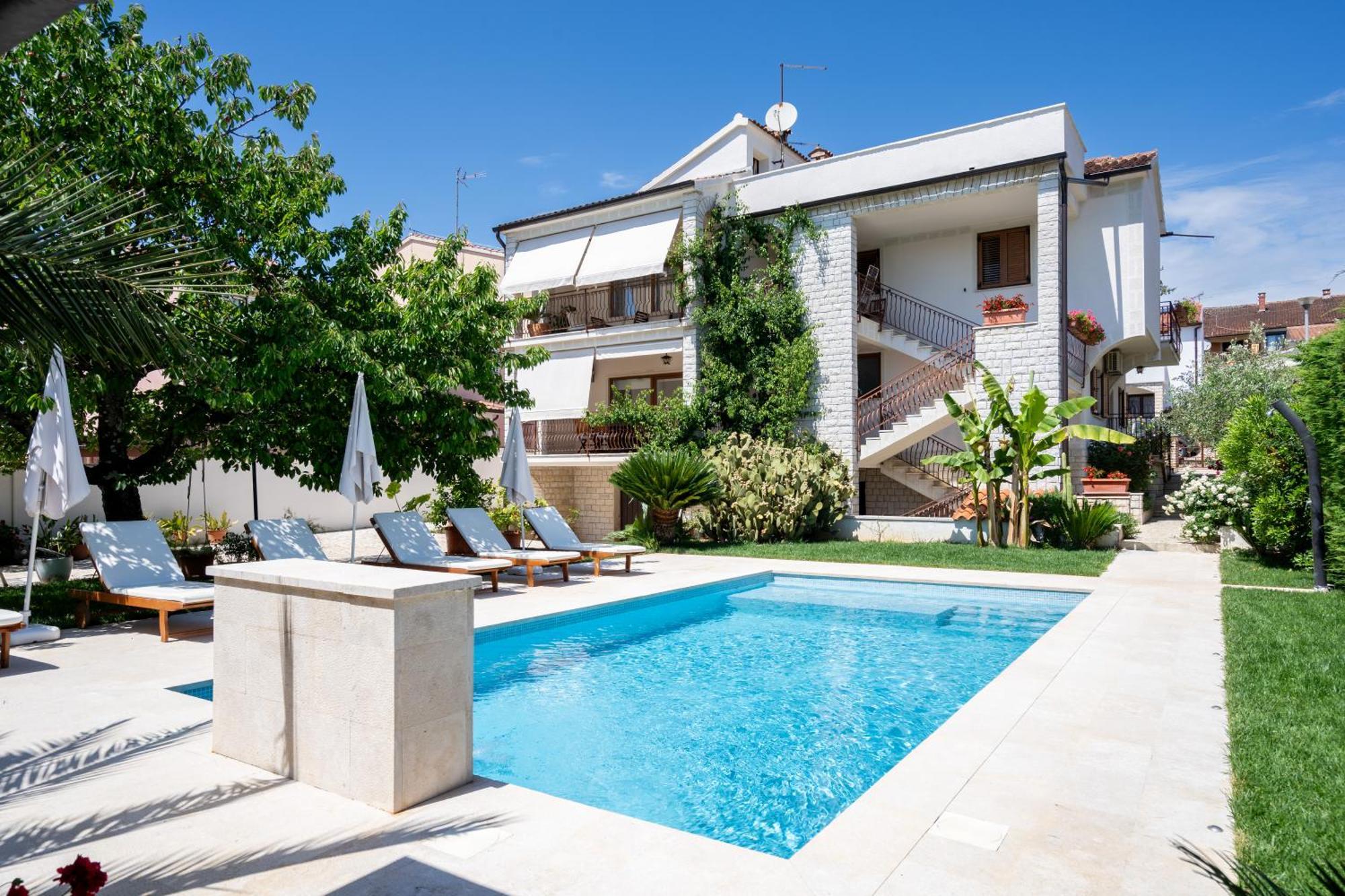 Apartments Maras Poreč Extérieur photo