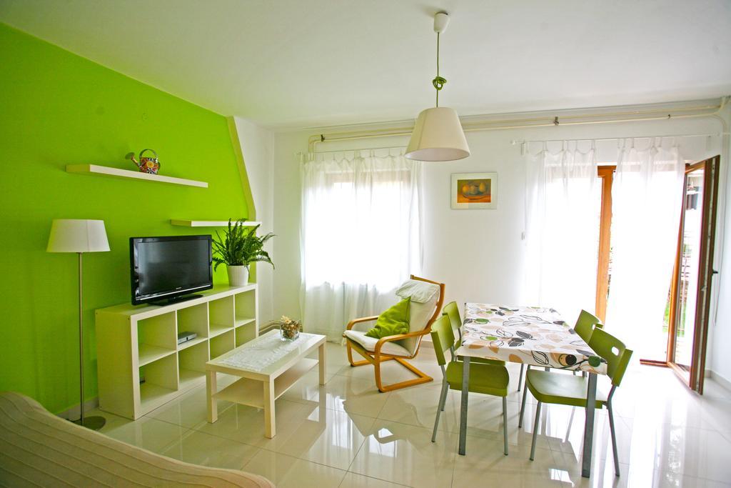 Apartments Maras Poreč Chambre photo