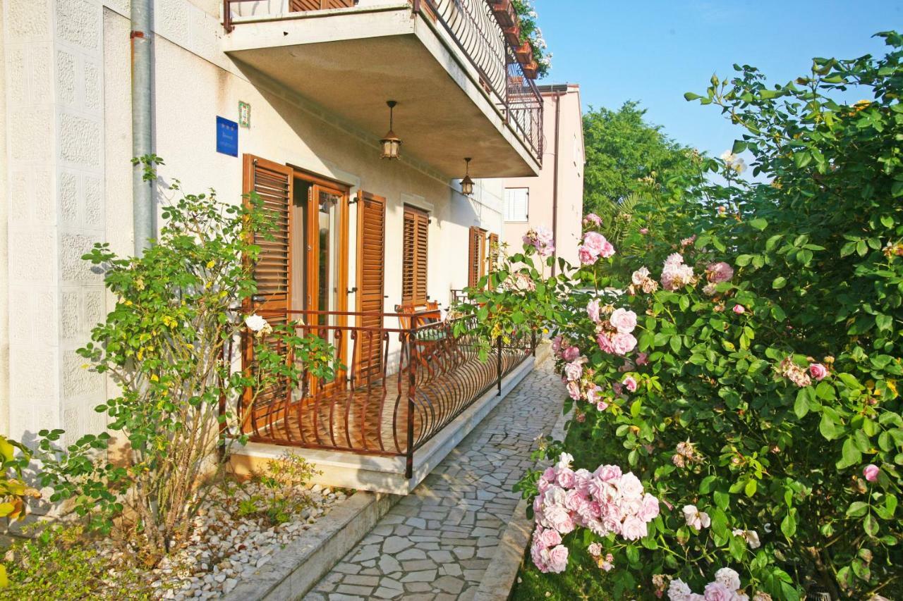 Apartments Maras Poreč Extérieur photo